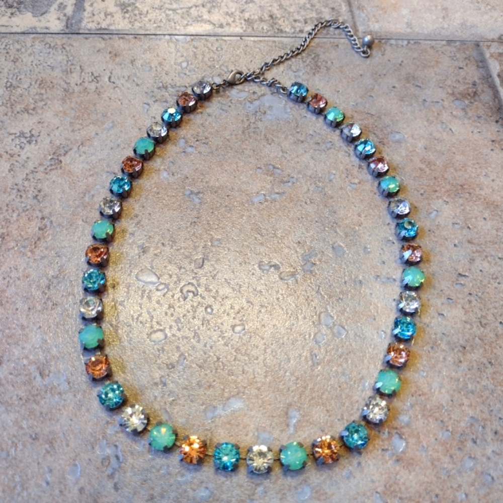 Handset rhinestone necklace NWOT